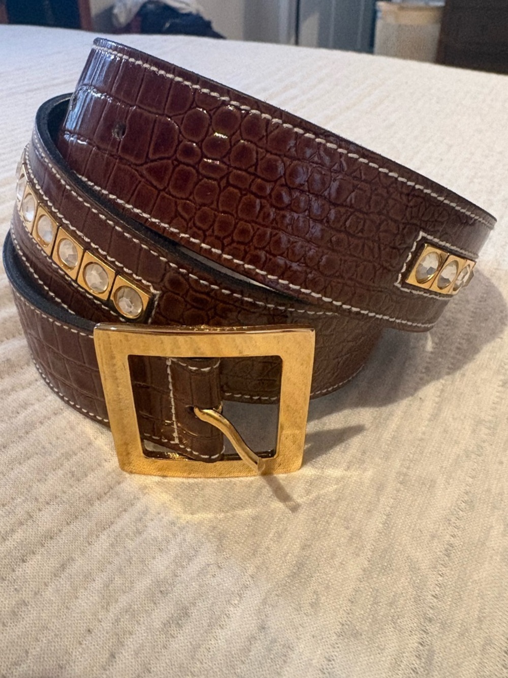 ESCADA brown leather belt